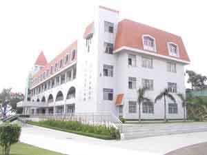 重慶廣播電視大學(xué)巫山分?！鸽姶蟆?></a></div>
          <dl>
              <dt><a href=