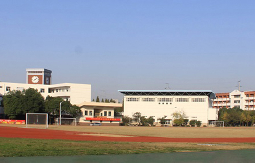楚雄市蒼嶺鎮(zhèn)中學