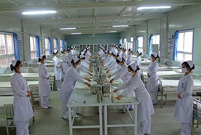 新疆維吾爾醫(yī)學(xué)專科學(xué)校2022年學(xué)費(fèi)、收費(fèi)多少