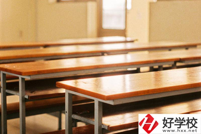 湖南省澧縣職業(yè)中專學(xué)校有哪些專業(yè)？學(xué)費(fèi)貴不貴？
