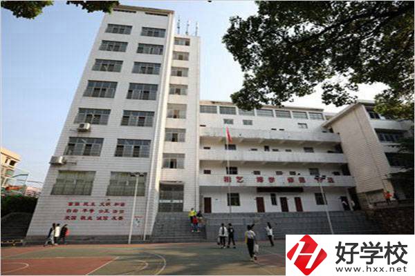 衡陽藝術(shù)學(xué)校的學(xué)費需要多少？有沒有優(yōu)惠？