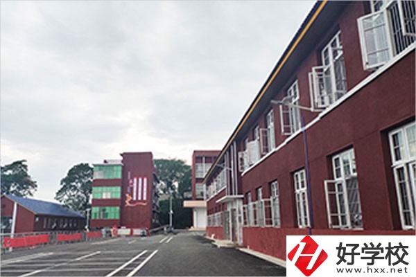 永州市海嘉中等職業(yè)技術(shù)學(xué)校的辦學(xué)條件怎么樣？