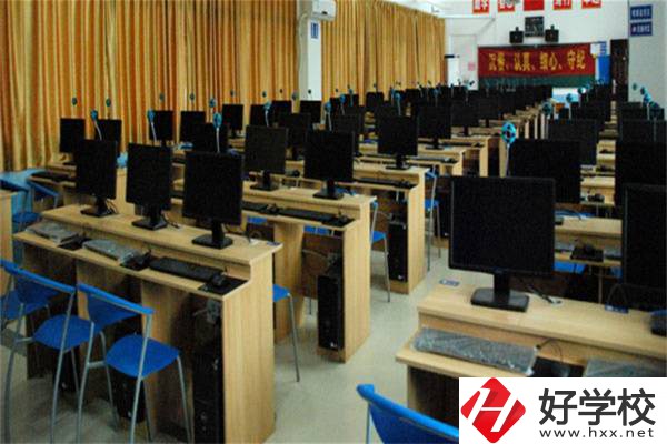 衡陽建筑職校怎么樣？建筑類專業(yè)就業(yè)前景怎么樣？