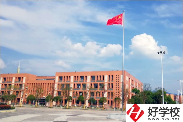懷化師范高等專(zhuān)科學(xué)校教學(xué)樓