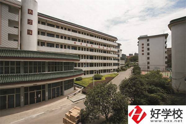 衡陽市信息網(wǎng)絡(luò)工程學(xué)校有哪些專業(yè)？就業(yè)率高不高？