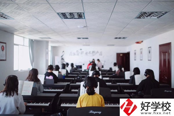 長(zhǎng)沙市現(xiàn)代商貿(mào)中等職業(yè)學(xué)校是民辦嗎？師資力量如何？