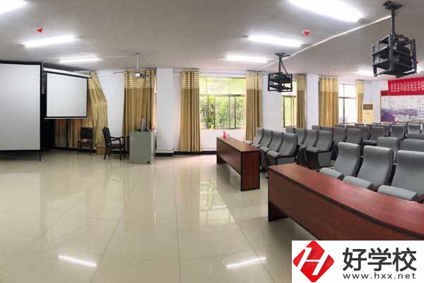 湖南省岳陽縣職業(yè)中等專業(yè)學(xué)校招生專業(yè)介紹？