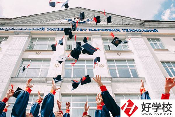 藍天工程職業(yè)中等專業(yè)學校怎么樣？辦學特色是什么？