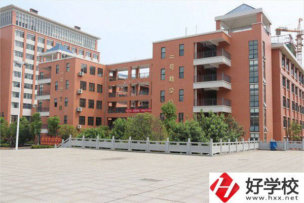 郴州排名前三的中專是哪幾所？有什么辦學(xué)優(yōu)勢(shì)？