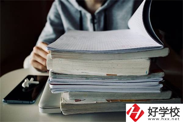 長沙民辦高中值不值得讀？條件一般的話讀什么學(xué)校好？
