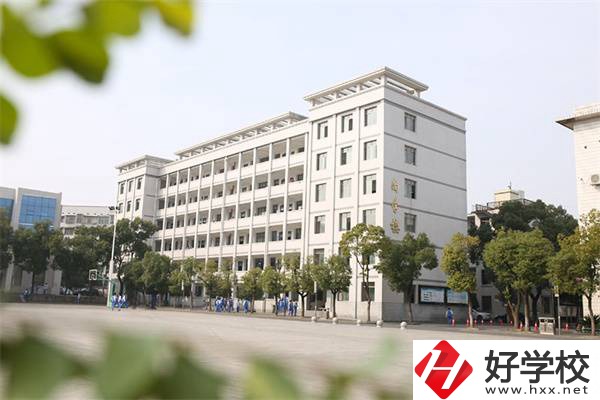 益陽有五年制幼師學(xué)校嗎？當(dāng)幼師有前途嗎？