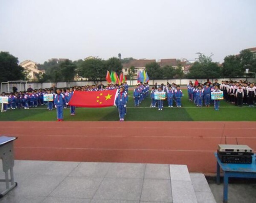 四川省旅游學(xué)校黃龍溪校區(qū)乘車(chē)路線(xiàn) 四川省旅游學(xué)校黃龍溪校區(qū)乘車(chē)路線(xiàn)