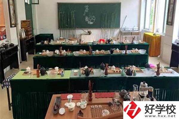 張家界的公辦中專學(xué)校有哪些？可以學(xué)什么專業(yè)？