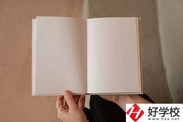 洪江市職業(yè)中專學(xué)校好不好？宿舍怎么樣？