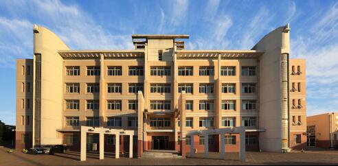 天津市建筑工程學(xué)校有“3+2”專業(yè)嗎？畢業(yè)出來是什么學(xué)歷？