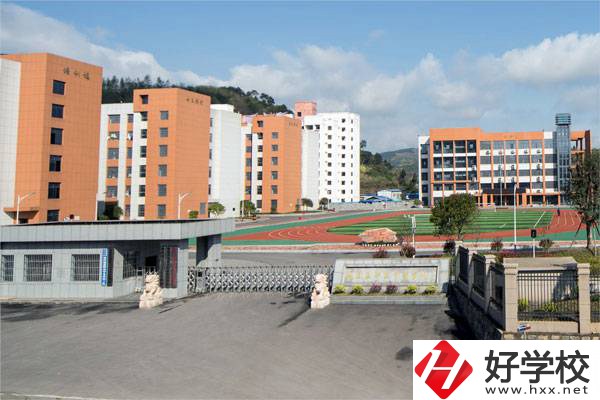 湘西州鳳凰縣有哪些中專學(xué)校？都有哪些專業(yè)？