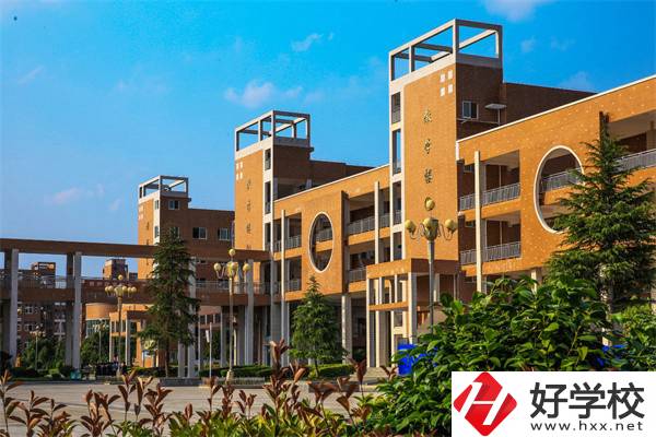 張家界重點(diǎn)中專有哪些？辦學(xué)特色是什么？