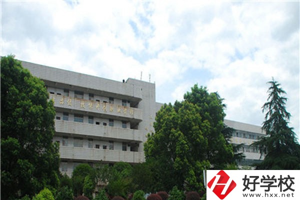 郴州想學(xué)平面設(shè)計(jì)推薦哪些中職？專(zhuān)業(yè)就業(yè)如何？