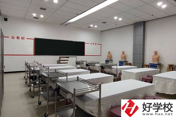 婁底有衛(wèi)校嗎？可以學(xué)什么專業(yè)？