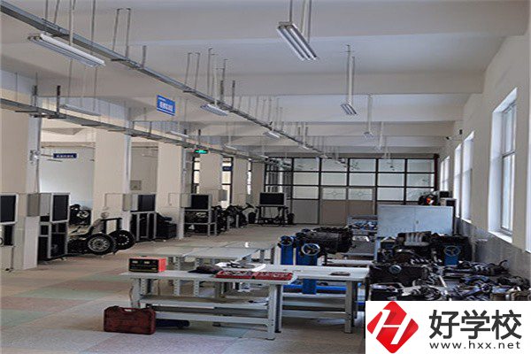 張家界桑植縣有什么中專學(xué)校？開設(shè)有什么專業(yè)？