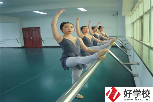 湖南有哪些藝校值得推薦？藝術(shù)專業(yè)好就業(yè)嗎？