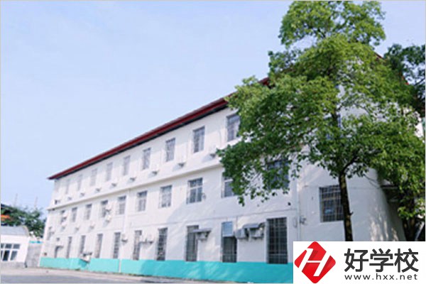 湘潭華光職校在哪？有什么辦學(xué)特色？