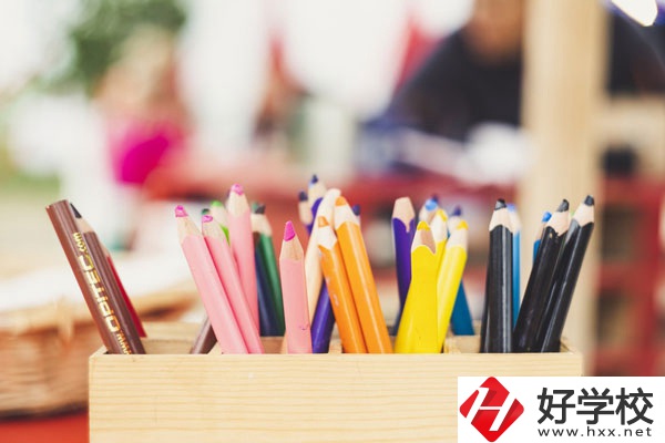 懷化市工業(yè)中等專業(yè)學(xué)校好不好？宿舍怎么樣？