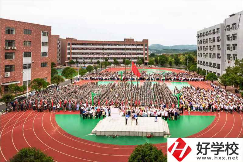 武岡市職業(yè)中專學(xué)校航空服務(wù)專業(yè)怎么樣？值得報(bào)考嗎？
