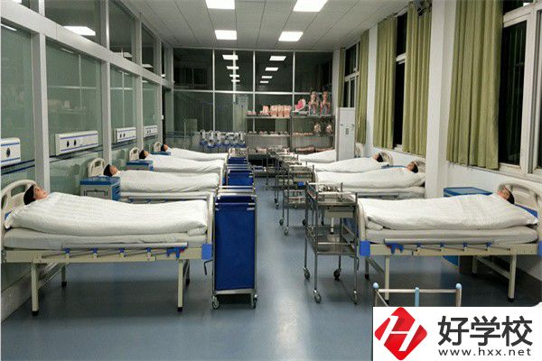 株洲哪些中職學(xué)校管理比較嚴格？校園環(huán)境怎么樣？