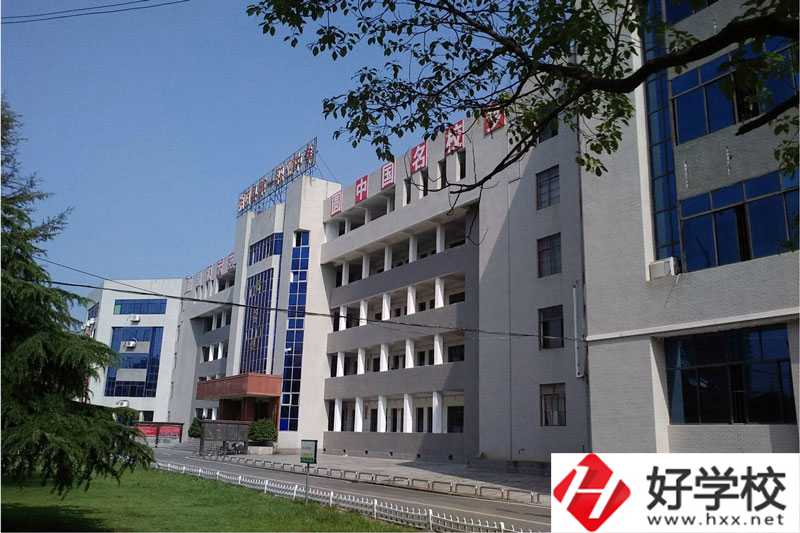 湘陰縣第一職業(yè)中等專業(yè)學(xué)校開設(shè)哪些專業(yè)？就業(yè)如何？