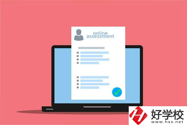 在湖南選職校要不要看招生簡(jiǎn)章？有什么內(nèi)容？