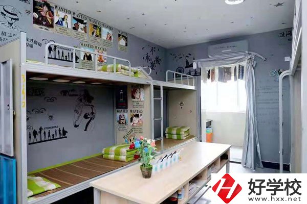 想在長(zhǎng)沙學(xué)習(xí)電子商務(wù)專業(yè)，推薦這些學(xué)校