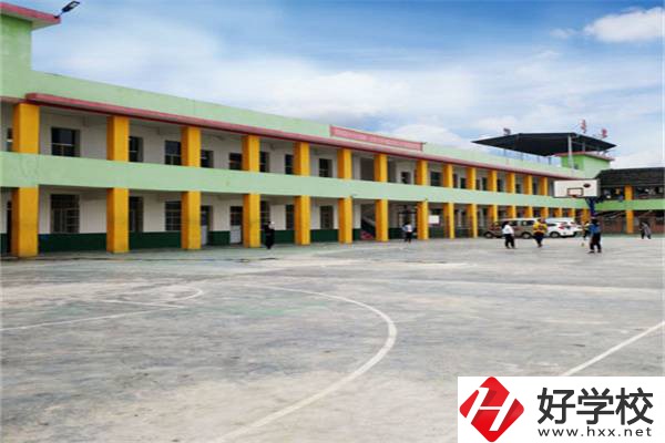 龍山縣誠信職業(yè)技術(shù)學(xué)校有升學(xué)班嗎？升學(xué)率是多少？