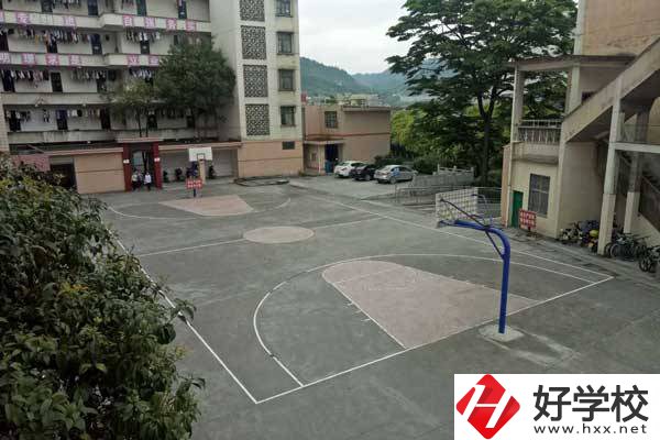 湘西民族女子中等職業(yè)學(xué)校開(kāi)設(shè)了哪些招生專(zhuān)業(yè)？