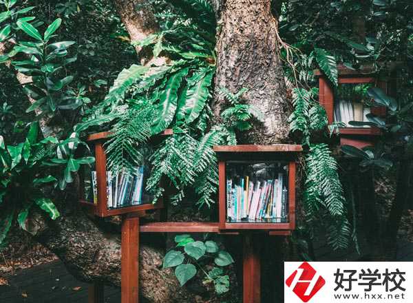 湖南華航鐵路科技技工學(xué)校師資情況如何？有哪些專業(yè)？