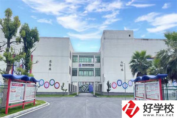 衡陽(yáng)200分就可以讀的中職學(xué)校有哪些？學(xué)費(fèi)貴嗎？