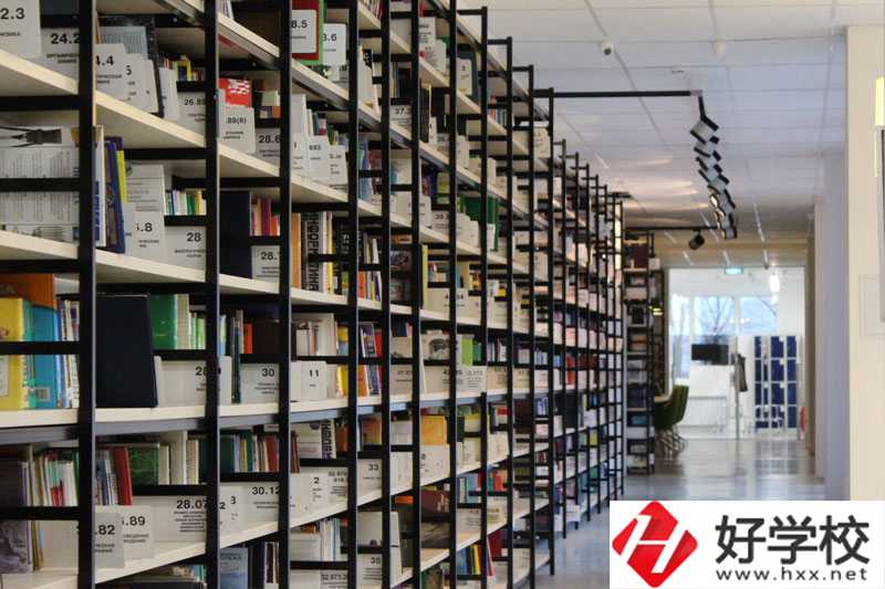 婁底幼兒師范學(xué)校是中職還是高職？有哪些專(zhuān)業(yè)？