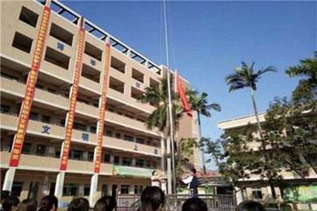 四川德陽弘正運動職業(yè)學(xué)校