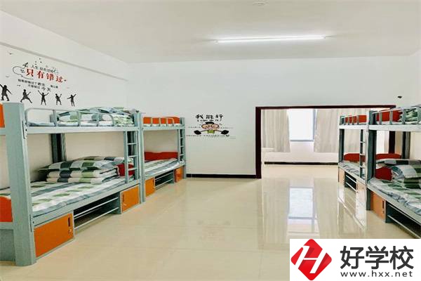 湖南曙光科技技工學(xué)校有助學(xué)政策嗎？有哪些招生專業(yè)？