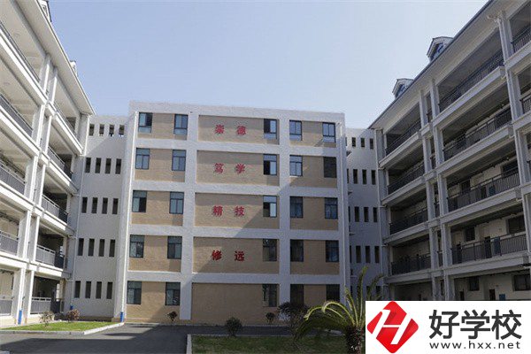 湘西辦學(xué)條件好的公辦中專有哪些？有什么辦學(xué)特色？