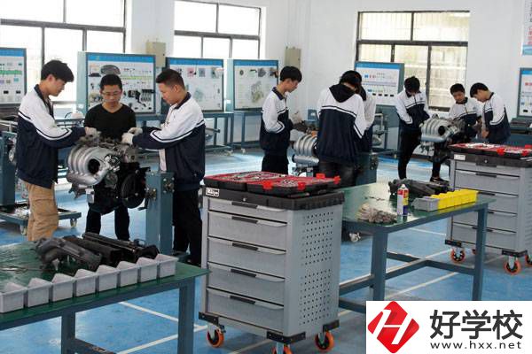岳陽有哪些好的中職學(xué)校？分別開設(shè)了哪些專業(yè)？