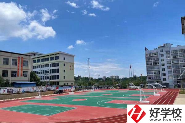永州九嶷工業(yè)學(xué)校是公辦還是民辦？有哪些特色？