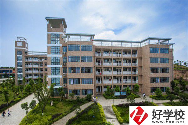 湖南寧鄉(xiāng)有哪些比較好的中專？就業(yè)升學(xué)怎么樣？