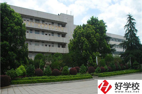 湖南省郴州市第一職業(yè)中等專業(yè)學校有什么專業(yè)？