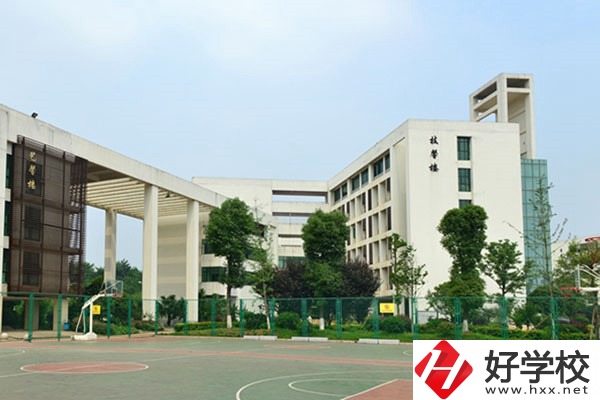 長沙有開設(shè)學(xué)前教育專業(yè)的職校嗎？招生要求高嗎？