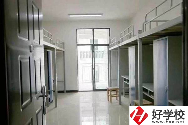益陽職業(yè)技術(shù)學(xué)院怎么樣?有中職部嗎？