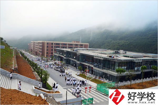 安化縣職業(yè)中專學(xué)校好就業(yè)嗎？師資力量怎么樣？