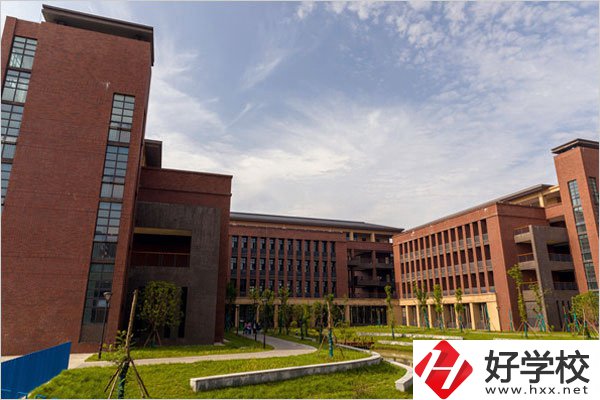 在常德讀職高學(xué)費(fèi)貴嗎？