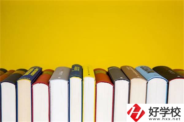 在湖南“晚熟”的孩子該何去何從？該怎么擇校？