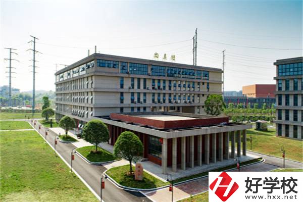 株洲排名靠前的職高是哪幾所？辦學(xué)條件怎么樣？